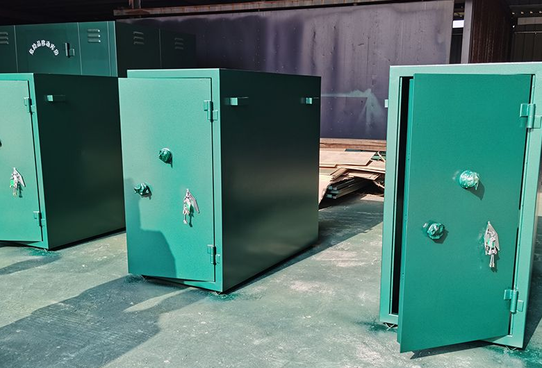 丹东雷管箱炸药柜平时应该如何保养？